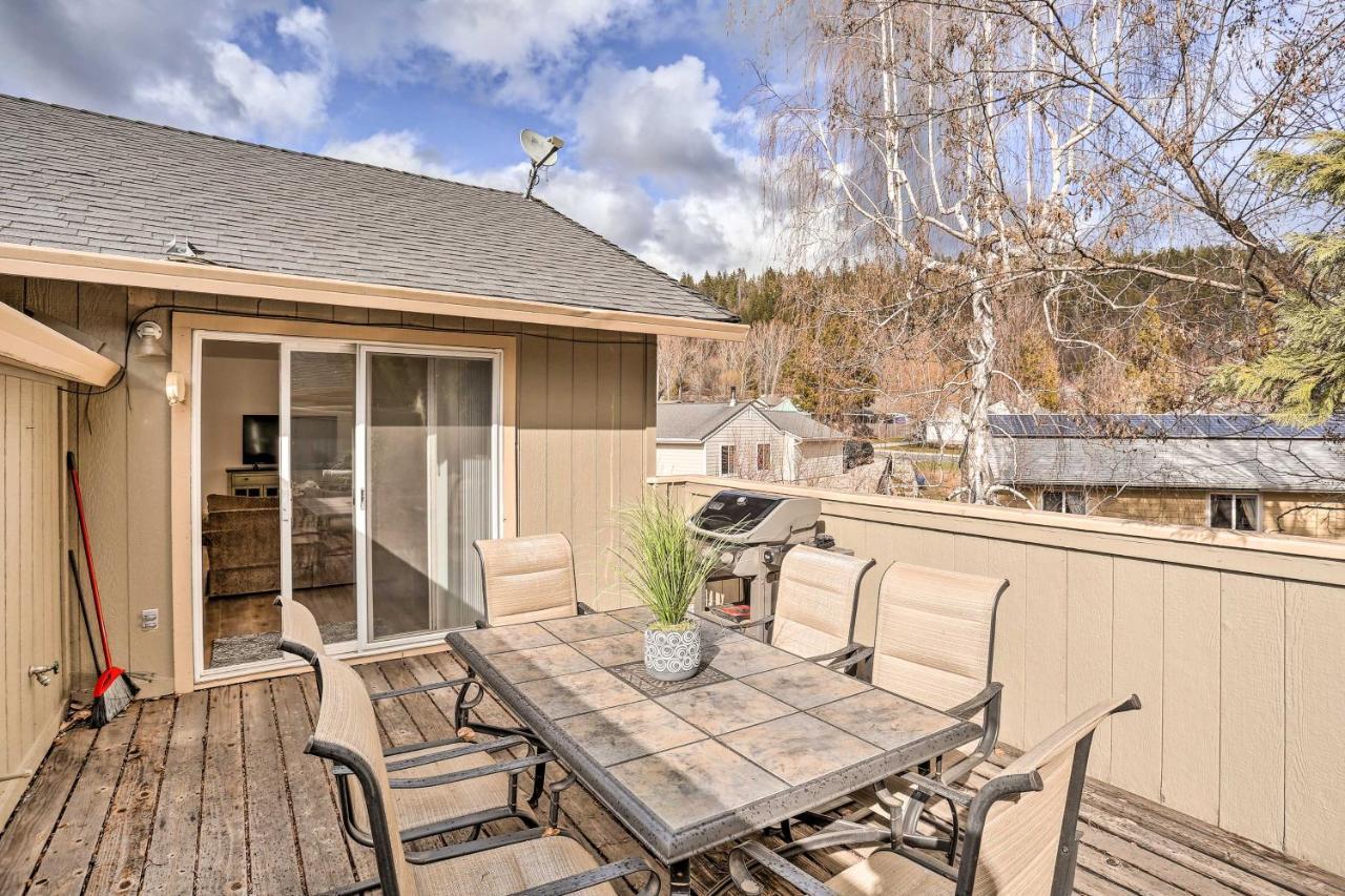 Mount Shasta Escape With Balcony About Walk To Dtwn Villa Buitenkant foto